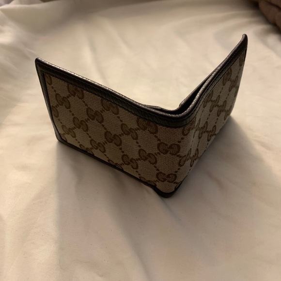 Men’s Gucci Wallet - Picture 4 of 4